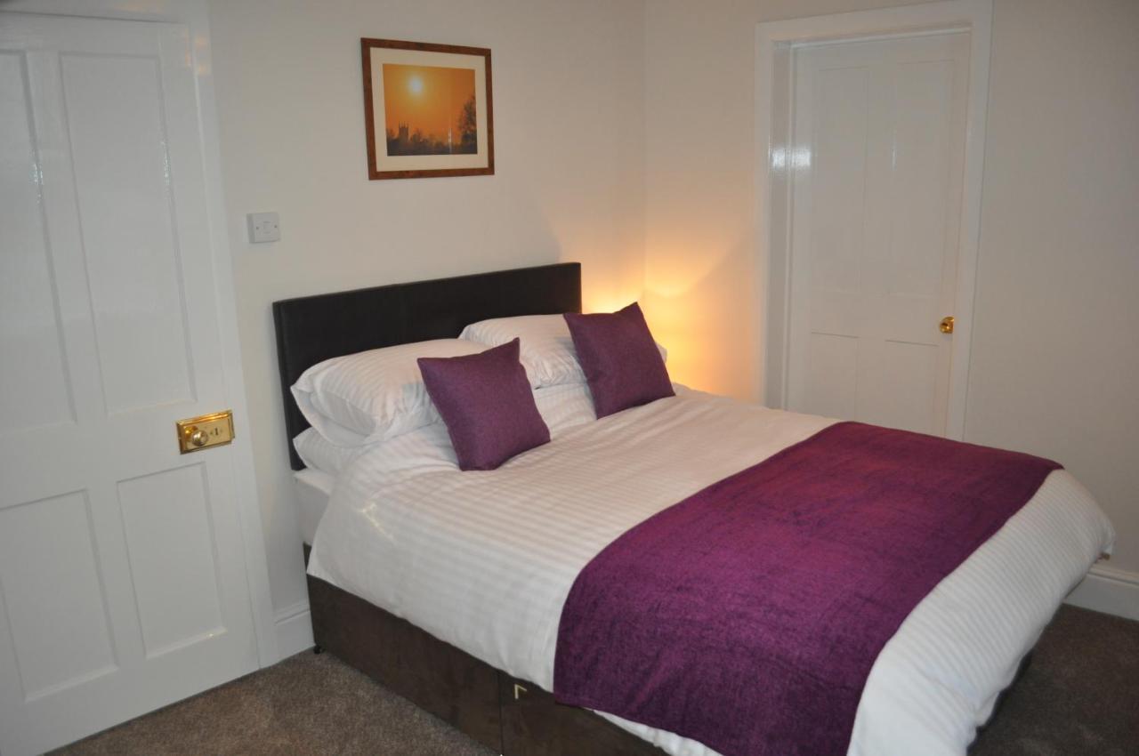 Woodlands 159 Bed & Breakfast Pershore Bagian luar foto